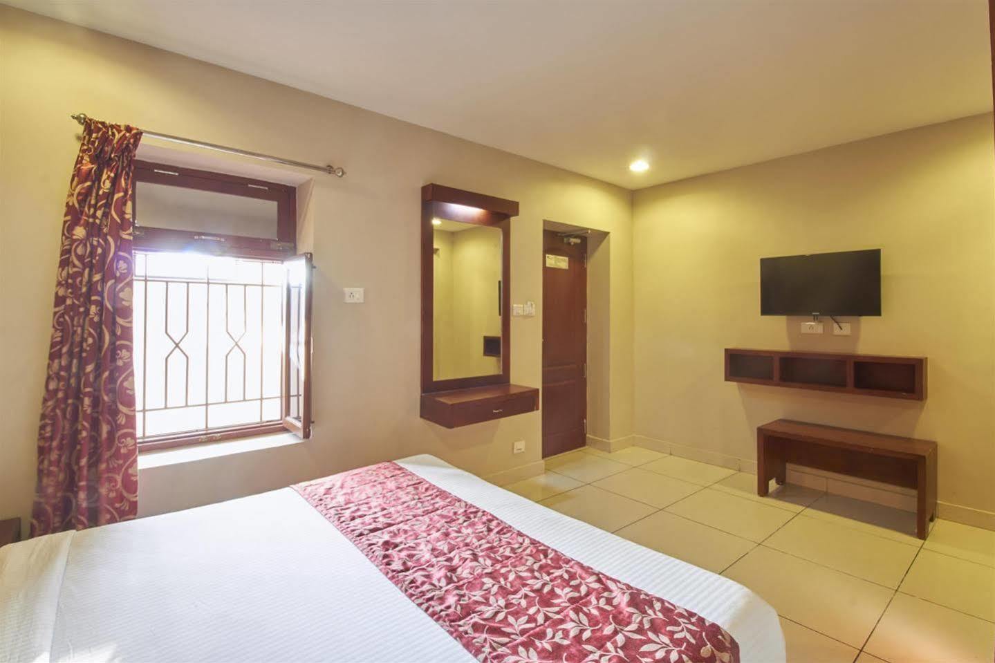 Pleasant Inn Pondicherry Exterior photo
